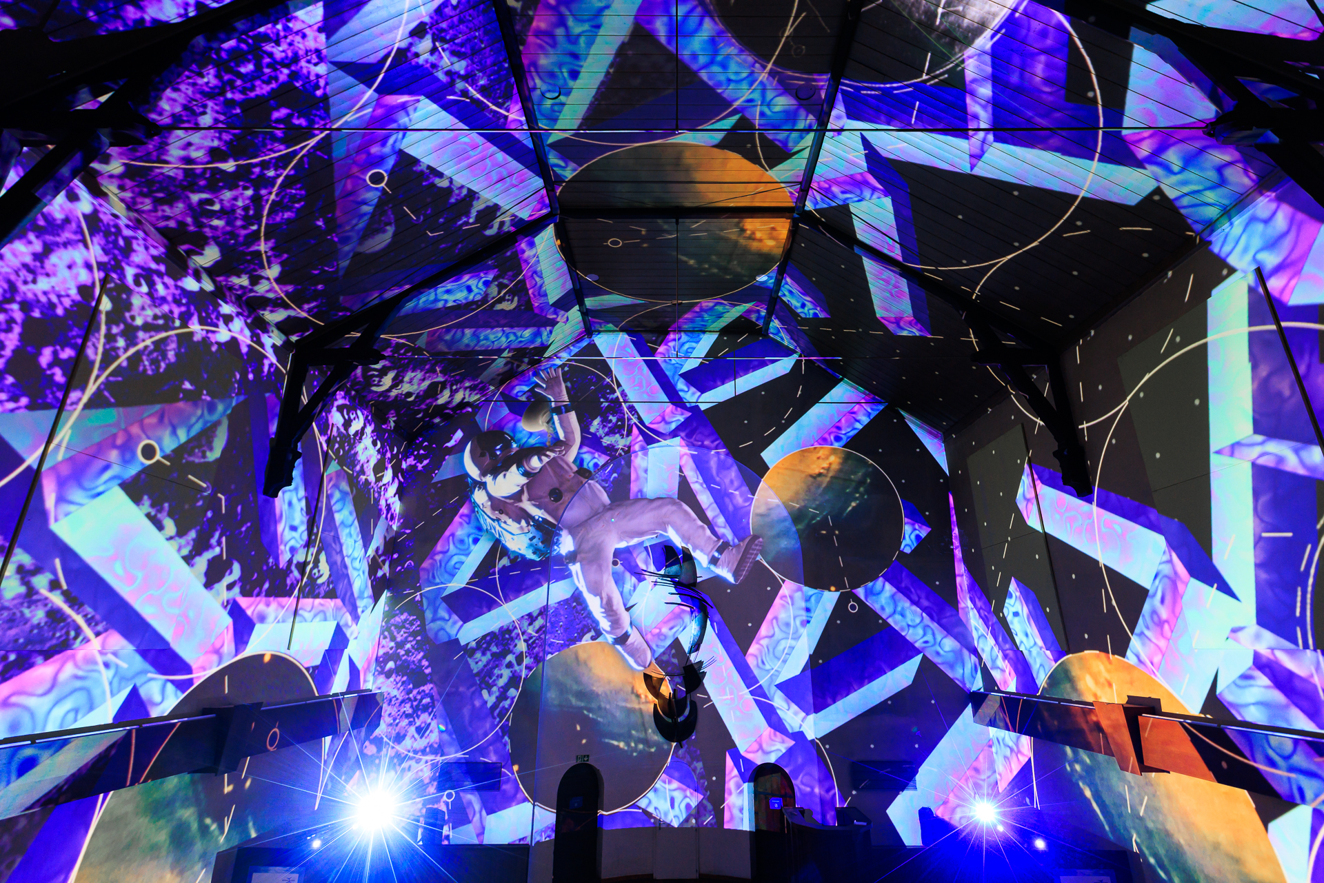 2502_Projektil-StarDrift_001